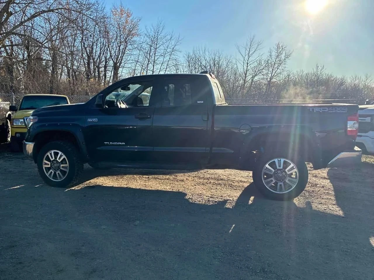 Toyota Tundra, снимка 2 - Автомобили и джипове - 56716761