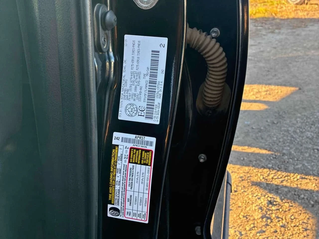 Toyota Tundra, снимка 10 - Автомобили и джипове - 56716761