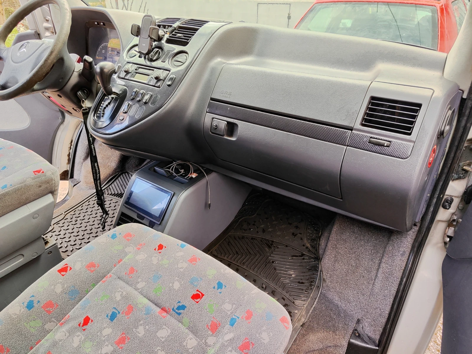 Mercedes-Benz V 220 | Mobile.bg � ����������� 12