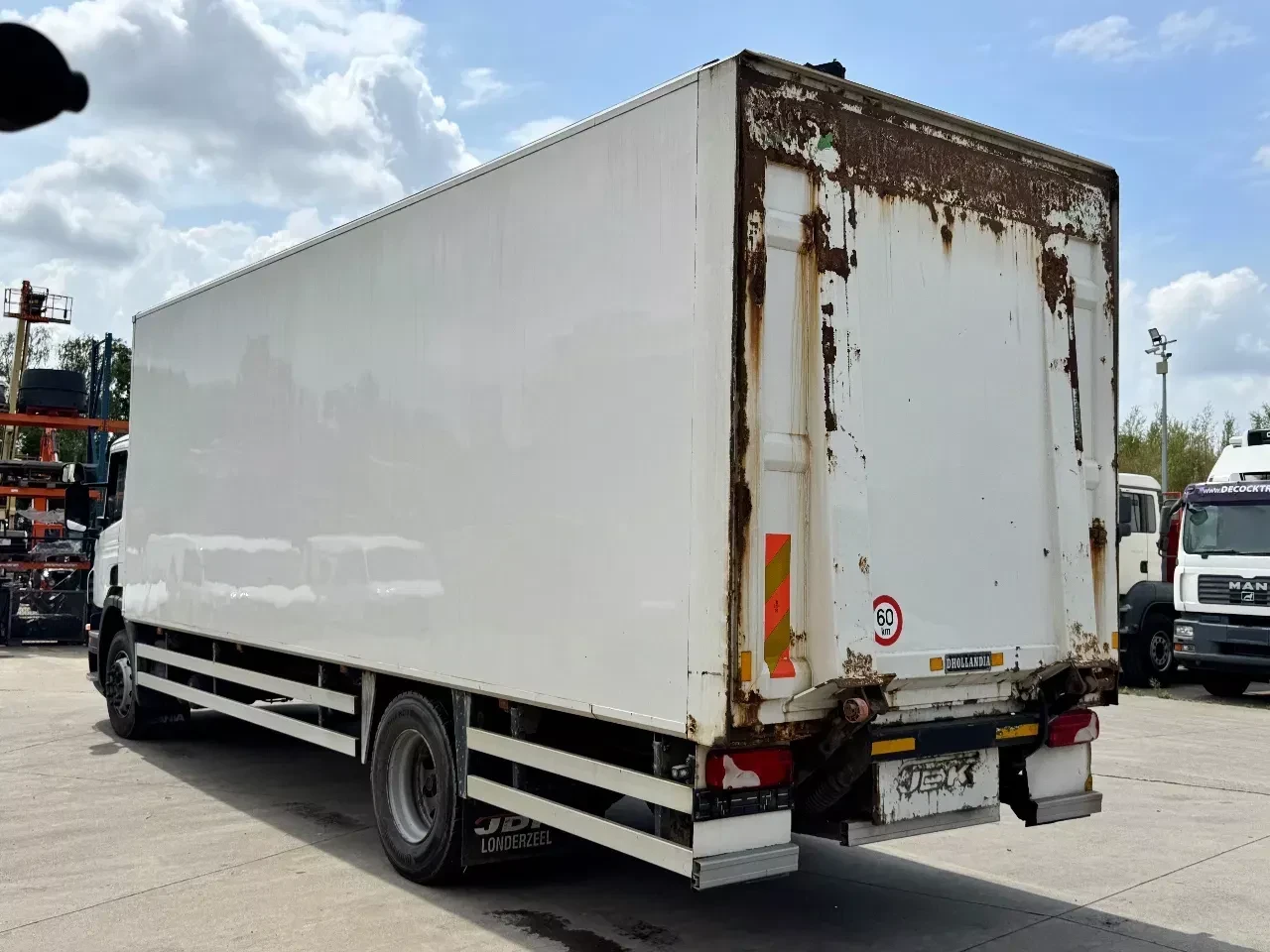 Scania P 230 Падащ борд - изображение 5
