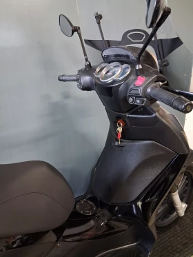 Piaggio Beverly 300i 18000km, снимка 9