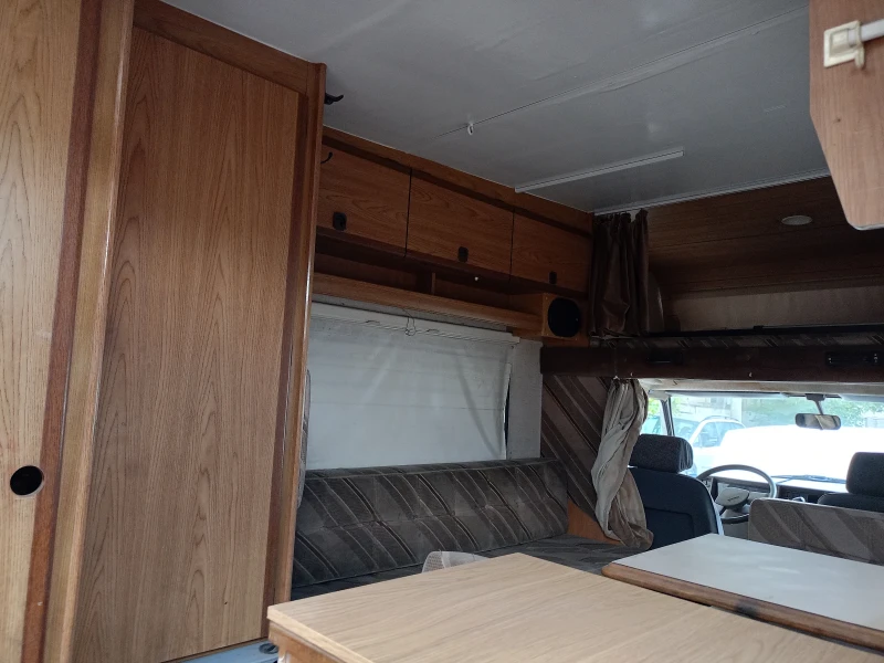 Кемпер Fiat Dukato, снимка 10 - Каравани и кемпери - 51954041