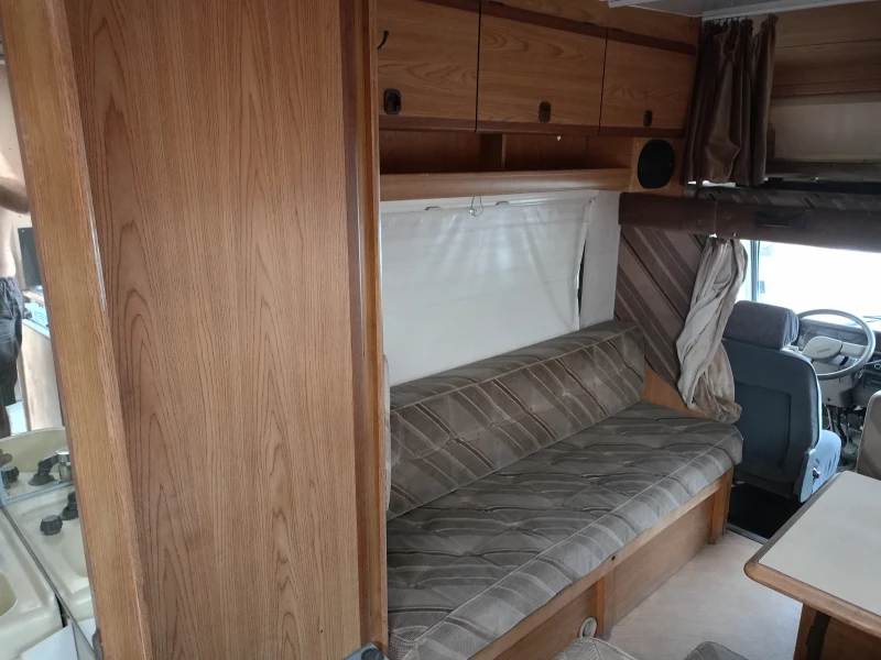 Кемпер Fiat Dukato, снимка 16 - Каравани и кемпери - 51954041