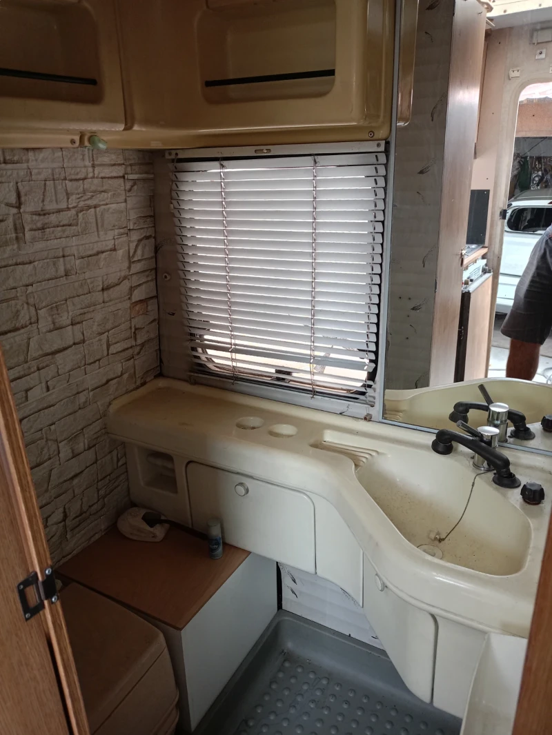 Кемпер Fiat Dukato, снимка 5 - Каравани и кемпери - 51954041