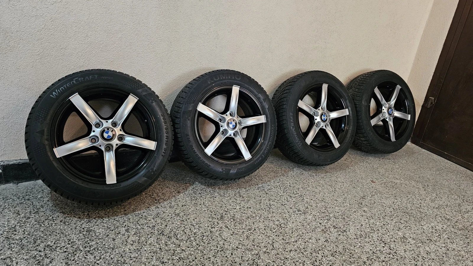 Гуми с джанти Kumho 205/55R16, снимка 3 - Гуми и джанти - 51957248
