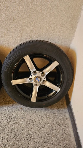 Гуми с джанти Kumho 205/55R16, снимка 10 - Гуми и джанти - 51957248