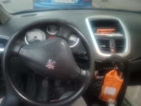 Peugeot 207 1.4 95 к.с. ГАЗ, климатик, 230 000 км, снимка 7