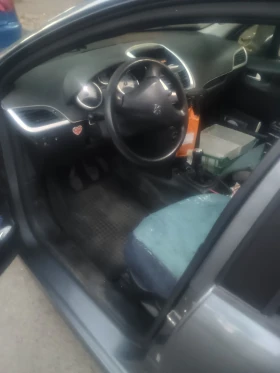 Peugeot 207 1.4 95 к.с. ГАЗ, климатик, 230 000 км, снимка 8