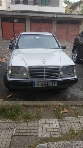 Mercedes-Benz 124, снимка 2