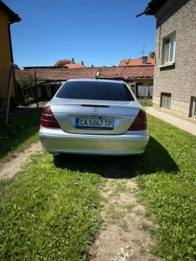 Обява за продажба на Mercedes-Benz C 220 Колата е пазена много ~7 000 лв. - изображение 2