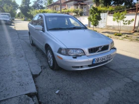     Volvo S40
