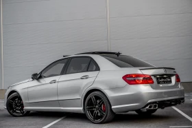 Mercedes-Benz E 500 V8* 388HP* AMG* CARBON* AMG SOUND* PANORAMA* FULL - 34999 лв. - 77238240 3