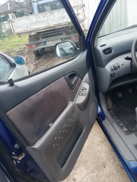 Toyota Yaris Verso, снимка 7