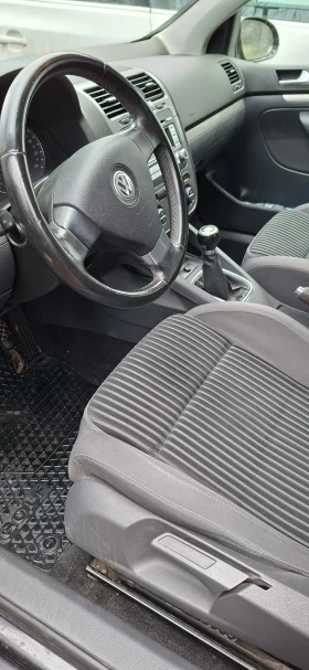 VW Golf 5 - 3750 € / 7334.36 лв. - 24350753 3
