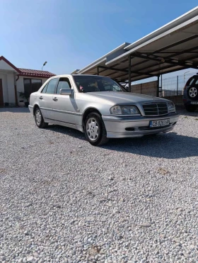 Mercedes-Benz C 250 - 2500 € / 4889.57 лв. - 51319705 3