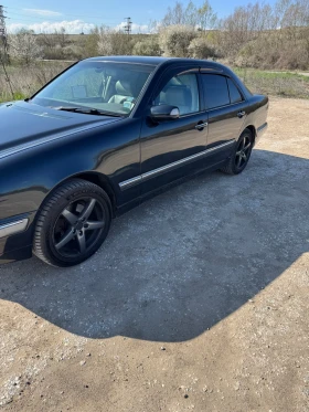 Mercedes-Benz E 320 CDI - 2900 € / 5671.91 лв. - 96240345 2