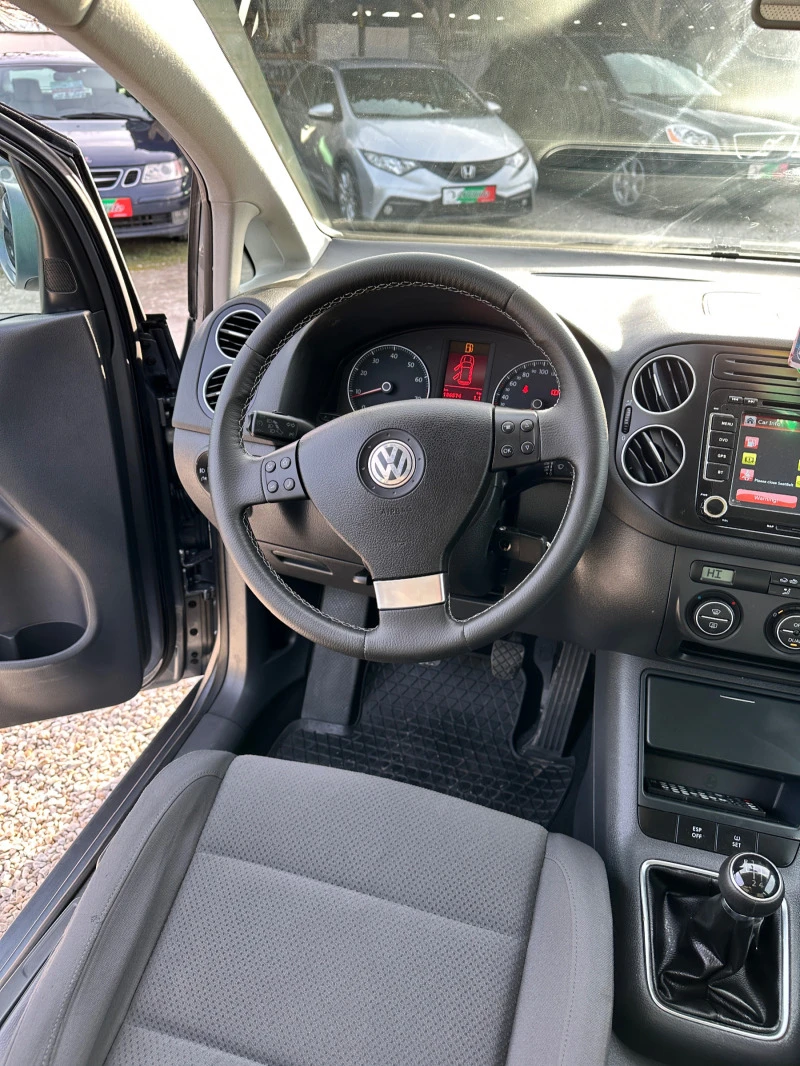 VW Golf Plus  1.6 газ/бензин ТОП, снимка 10 - Автомобили и джипове - 49532073