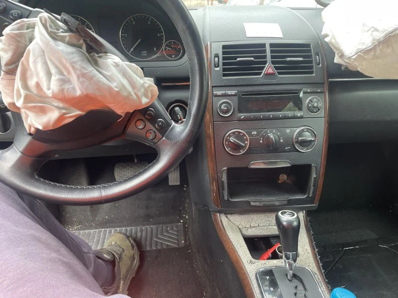 Mercedes-Benz A 180 2.0 CDI W169, снимка 2 - Автомобили и джипове - 45935279