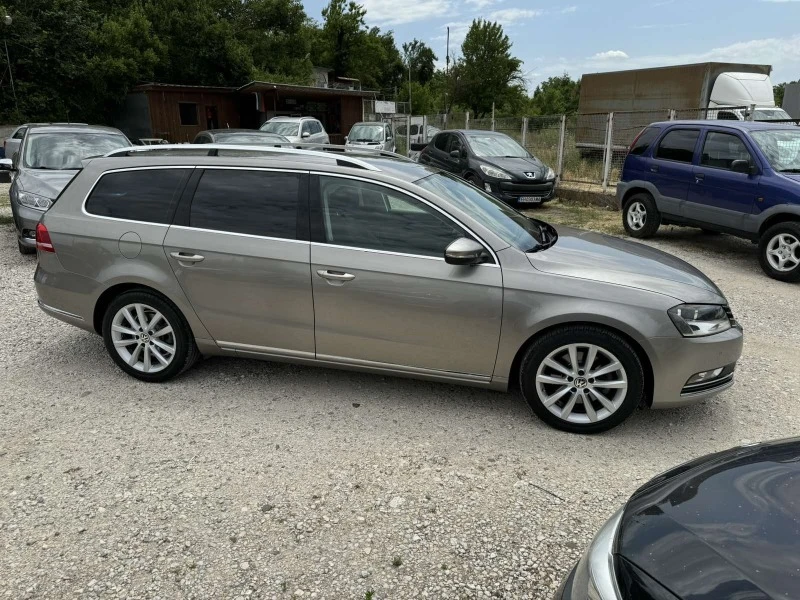 VW Passat B7 Highline 2.0 TDI Bluemotion, снимка 4 - Автомобили и джипове - 46388573