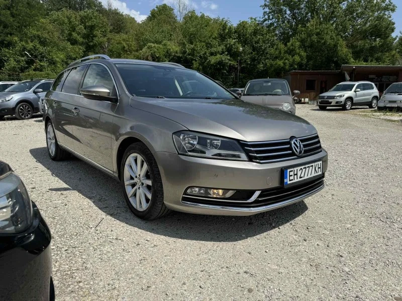 VW Passat B7 Highline 2.0 TDI Bluemotion, снимка 3 - Автомобили и джипове - 46388573