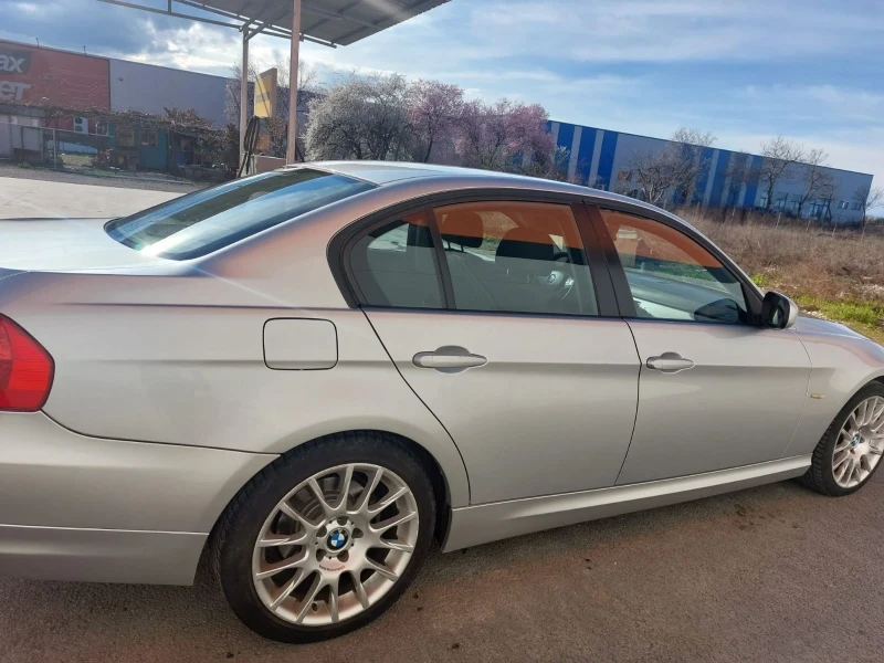 BMW 320, снимка 9 - Автомобили и джипове - 47373325