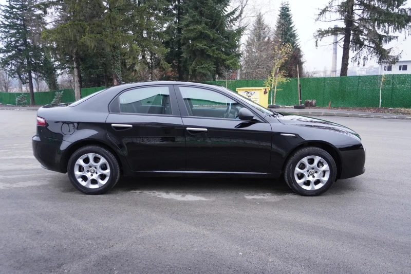 Alfa Romeo 159 1.8i 100.000KM!! УНИКАТ!, снимка 6 - Автомобили и джипове - 48234395