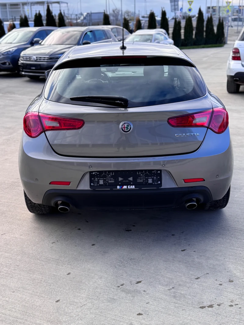 Alfa Romeo Giulietta * АВТОМАТИК* НОВИ ГУМИ* , снимка 4 - Автомобили и джипове - 48321215