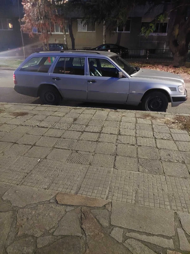 Mercedes-Benz 124, снимка 7 - Автомобили и джипове - 49262910