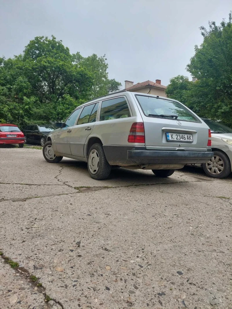 Mercedes-Benz 124, снимка 8 - Автомобили и джипове - 49262910