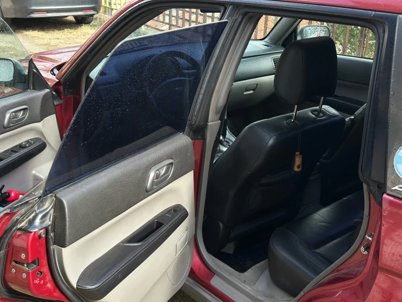 Subaru Forester 2.0 125hp АВТОМАТ, снимка 6 - Автомобили и джипове - 52580849