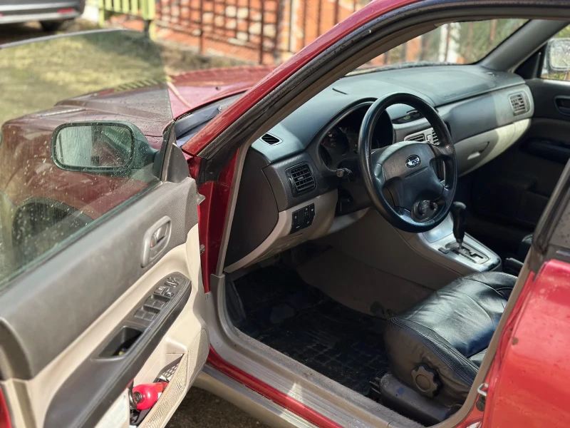 Subaru Forester 2.0 125hp АВТОМАТ, снимка 5 - Автомобили и джипове - 52580849