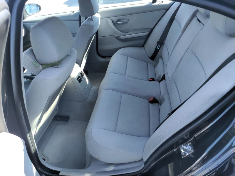 BMW 318, снимка 2 - Автомобили и джипове - 52233823