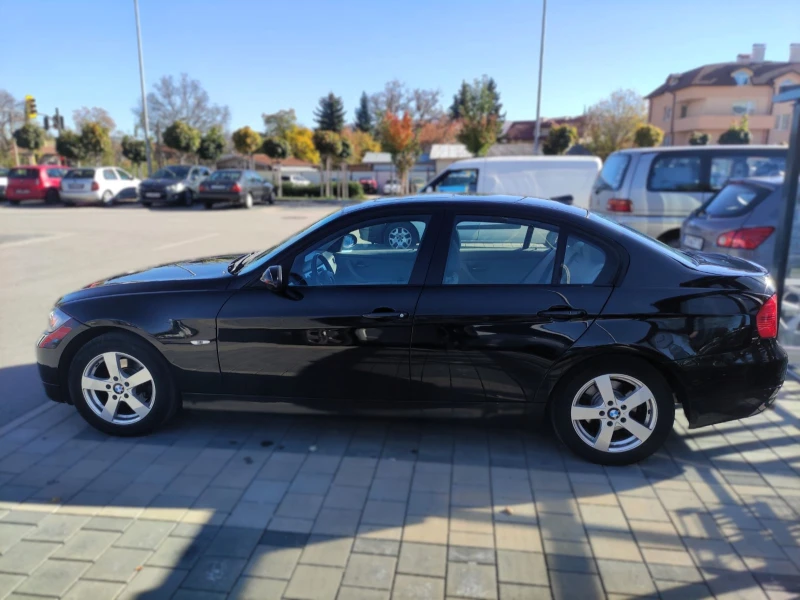 BMW 318, снимка 3 - Автомобили и джипове - 52233823