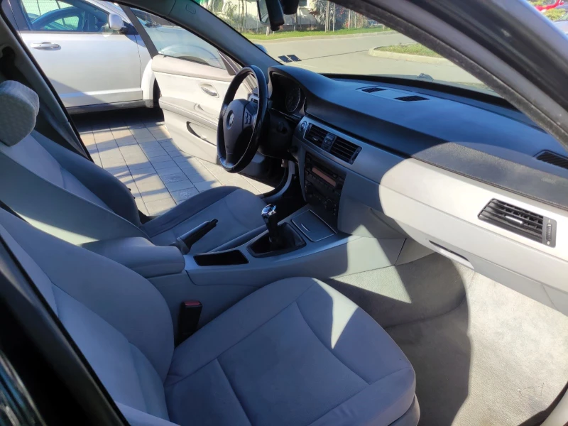 BMW 318, снимка 9 - Автомобили и джипове - 52233823