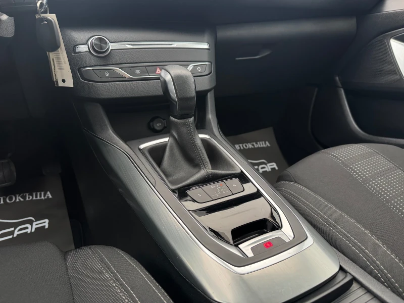 Peugeot 308 1.2i-AUT-LED-XENON-ПАНОРАМА-TOP, снимка 13 - Автомобили и джипове - 52664354