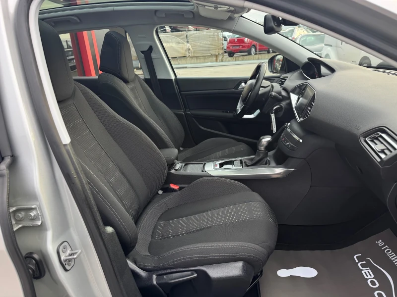 Peugeot 308 1.2i-AUT-LED-XENON-ПАНОРАМА-TOP, снимка 17 - Автомобили и джипове - 52664354