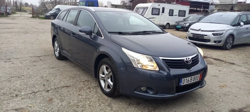 Toyota Avensis 2.0i/Автомат/152к.с./220000км./Швейцария, снимка 2 - Автомобили и джипове - 52666519