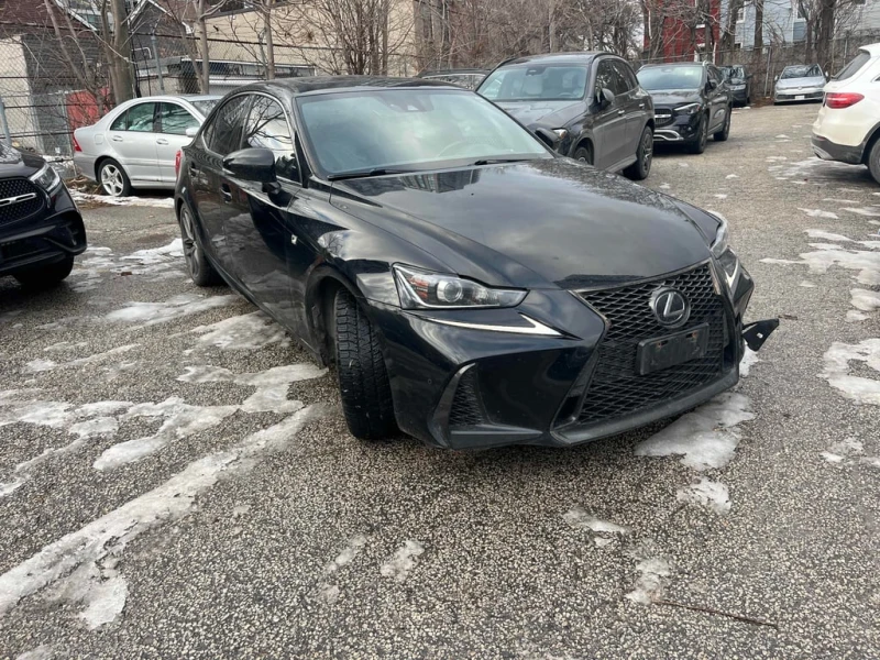 Lexus IS 300 2018 * CARFAX * БЕЗ ПЪРВОНАЧАЛНА ВНОСКА, снимка 3 - Автомобили и джипове - 52852028