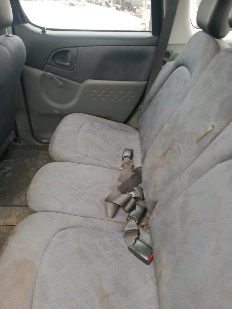 Toyota Yaris Verso, снимка 10 - Автомобили и джипове - 52866485