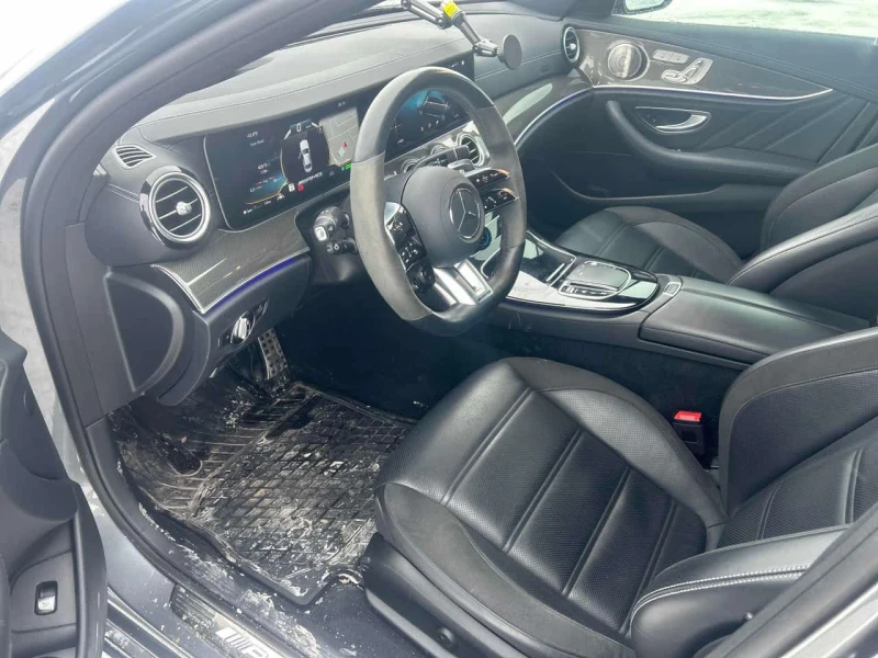 Mercedes-Benz E 53 AMG * CARFAX * BURMESTER* ОБДУХВАНЕ* , снимка 5 - Автомобили и джипове - 53522906