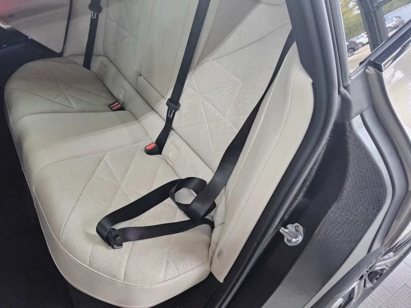 BMW iX xDrive40 / 21" / HUD / Laser LED / Professiona, снимка 11 - Автомобили и джипове - 53670650