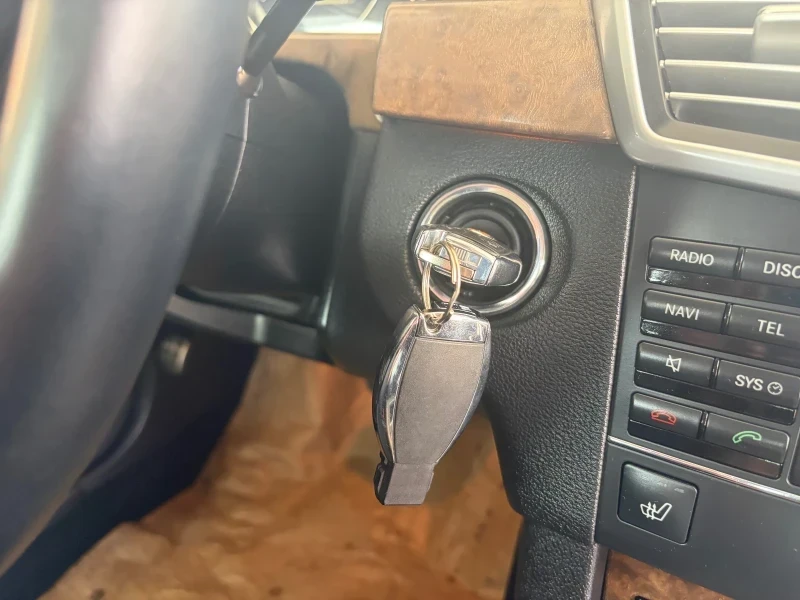 Mercedes-Benz E 350 3.0 CDI , снимка 10 - Автомобили и джипове - 56389564