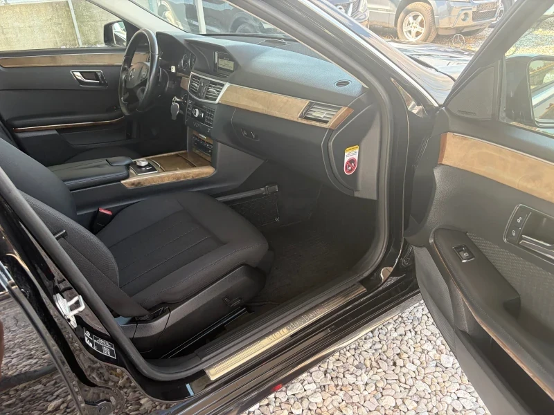 Mercedes-Benz E 350 3.0 CDI , снимка 8 - Автомобили и джипове - 56389564