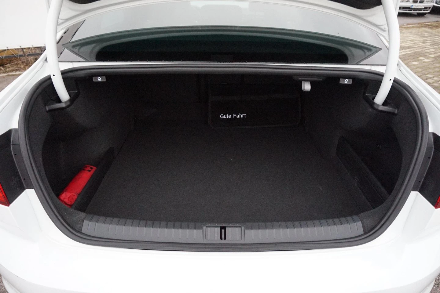 VW Passat SS HL 2.0TDI SCR BMT 4MOTION | Mobile.bg — изображение 12