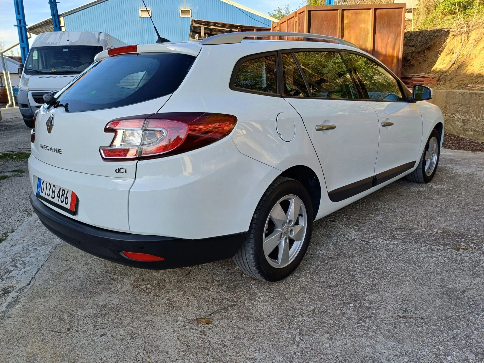 Renault Megane 1.9/130 - изображение 4