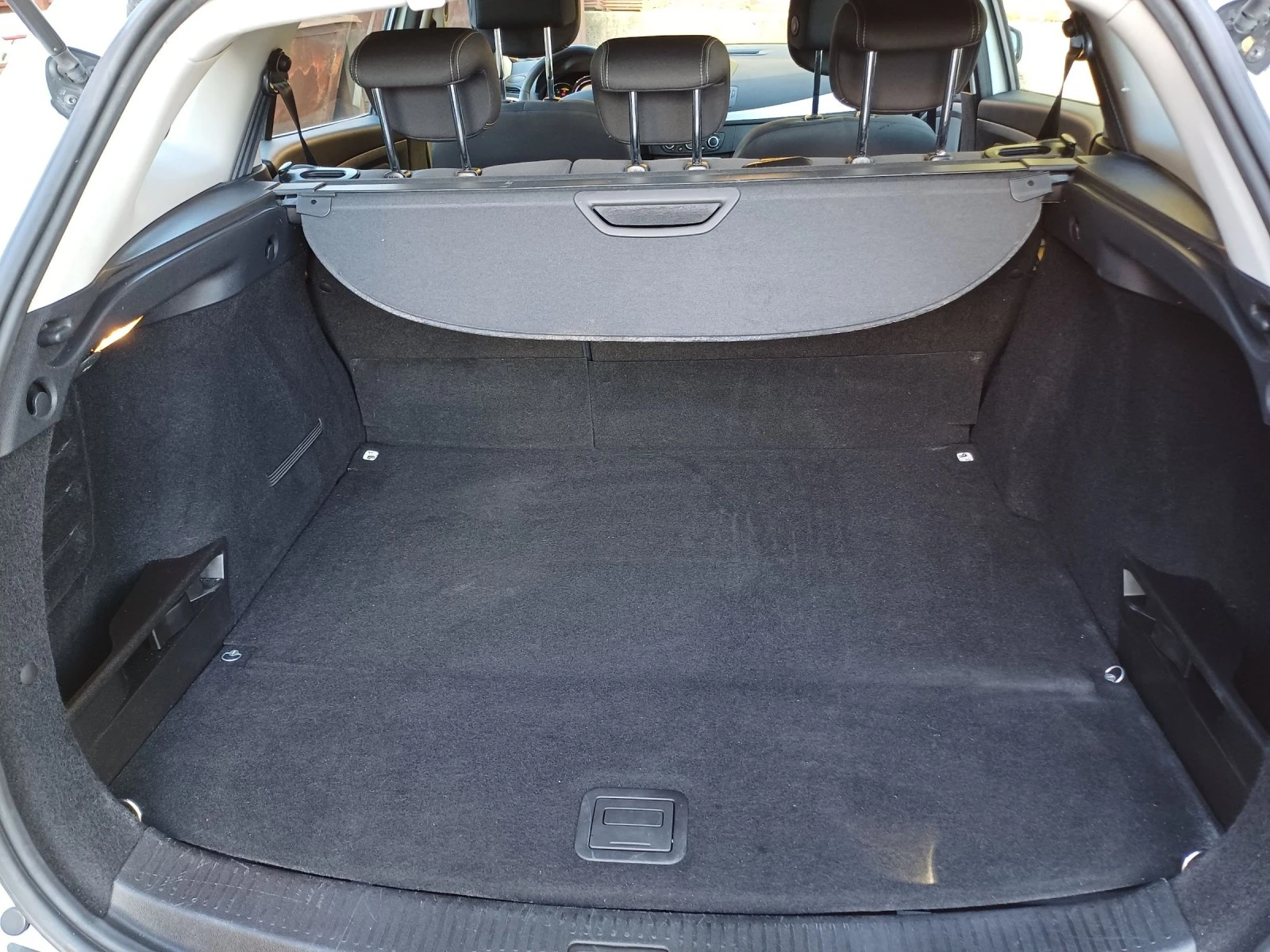 Renault Megane 1.9/130 | Mobile.bg — изображение 13