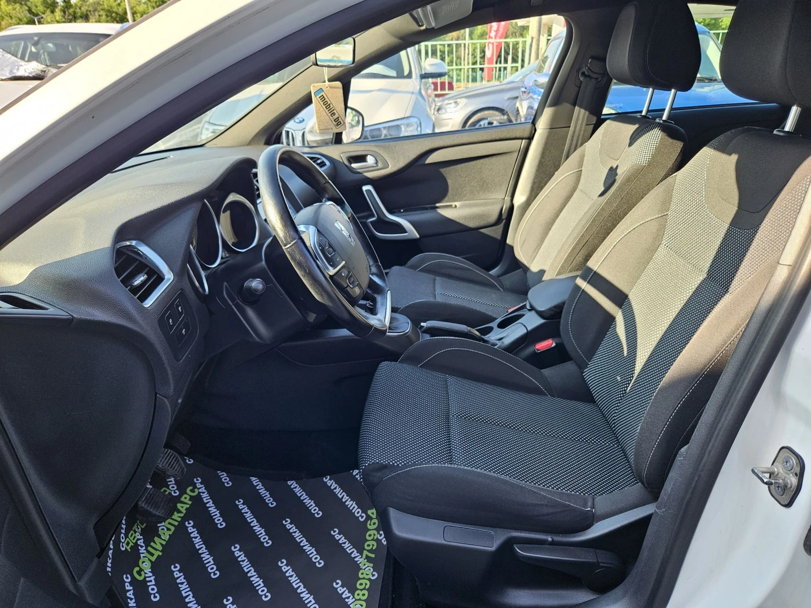 Citroen DS4 1.6 EHdi - изображение 8