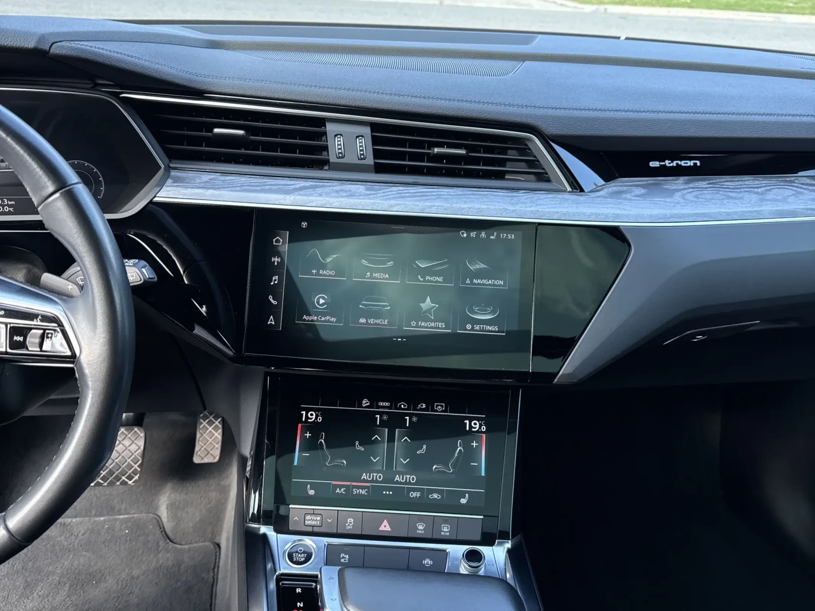 Audi E-Tron * PROGRESSIV* * АвтоКредит*  - изображение 9