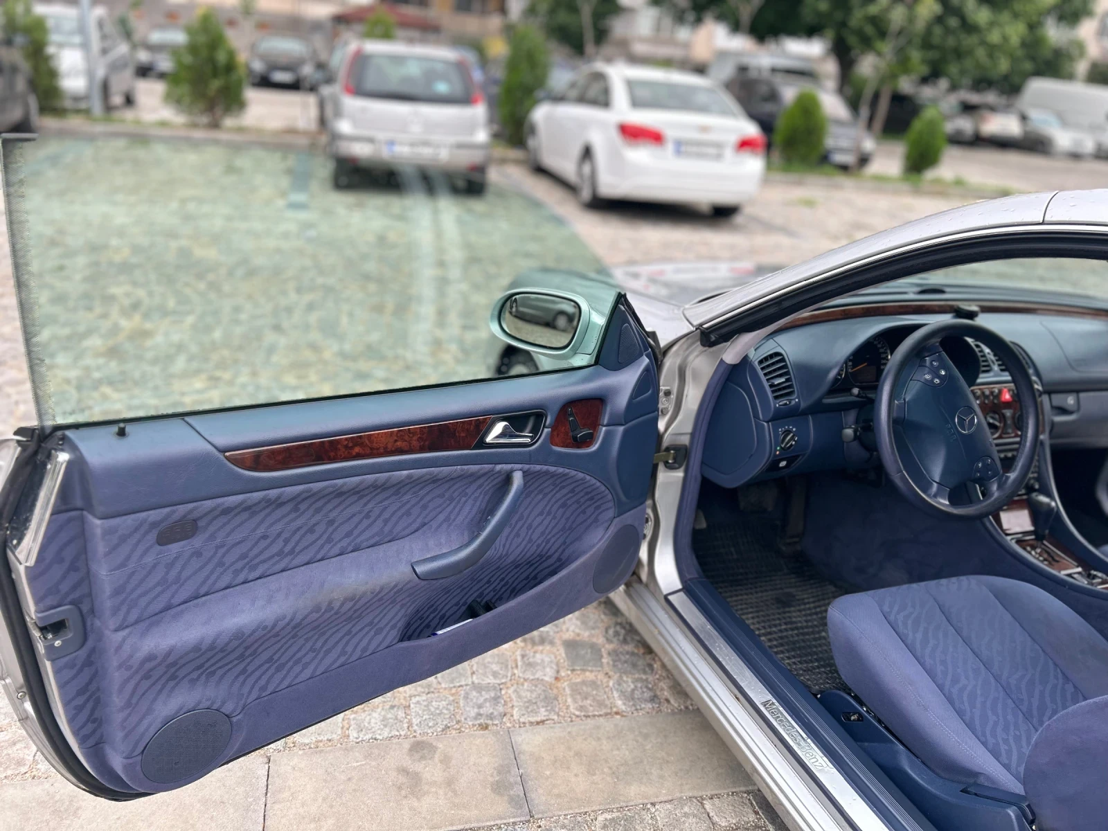 Mercedes-Benz CLK 320 V6 - изображение 7