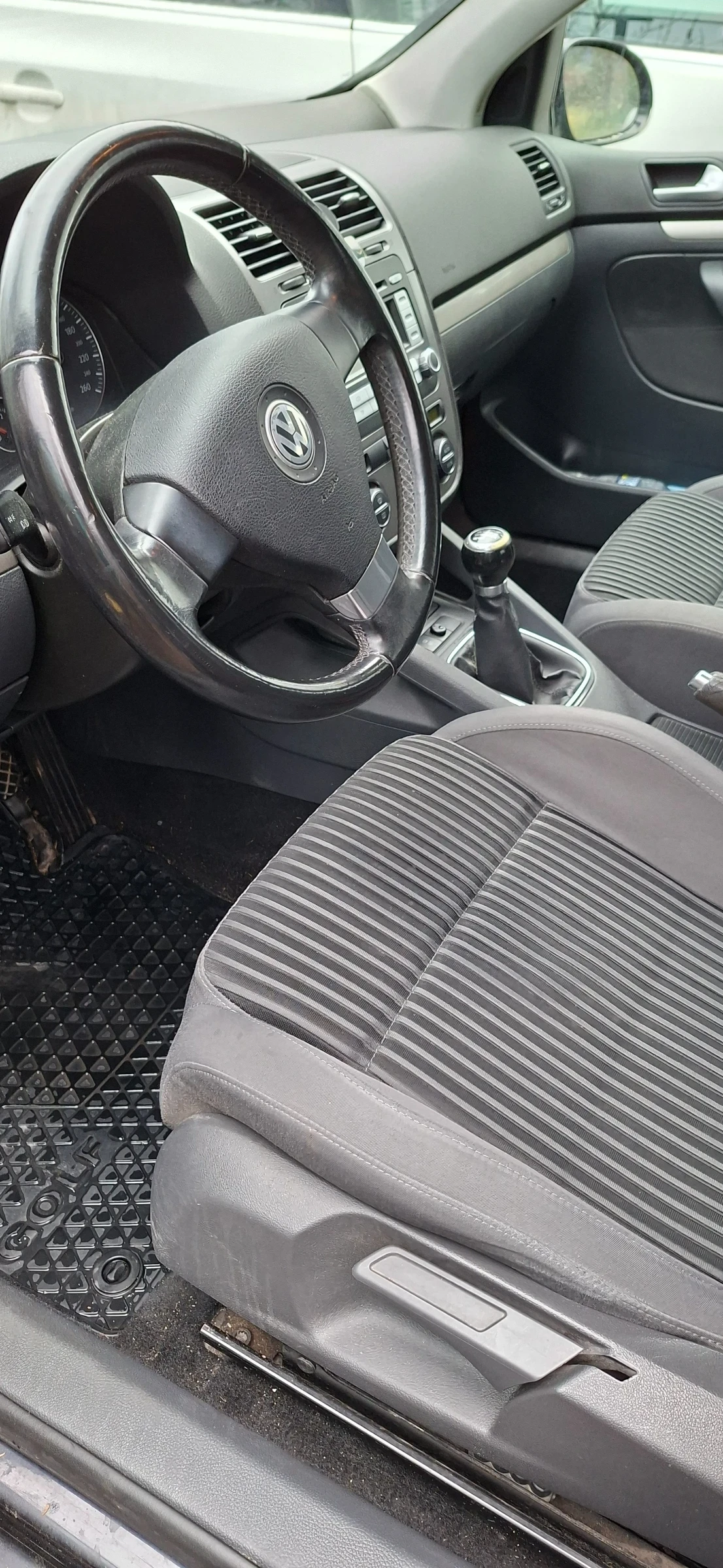 VW Golf 5 - изображение 3